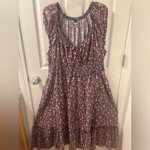 Old Navy Petite Maxi Floral Dress